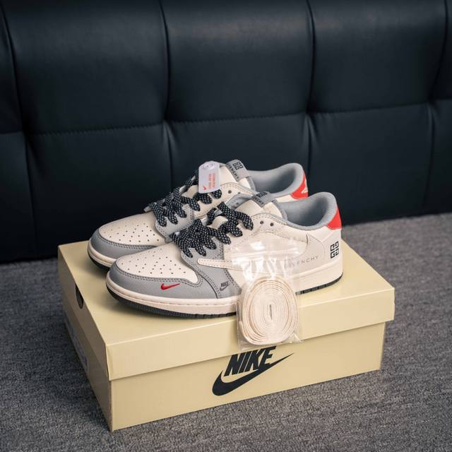 Corporate level with half size Nike Air Force 1 '07 Low Air Force One low-top sp