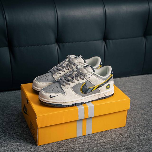 Original last development model #Using suede and Oxford cloth upper material #Em