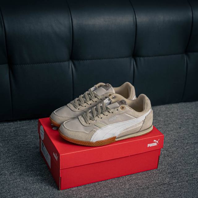 Corporate level with half size Nike original last and original paper version dev