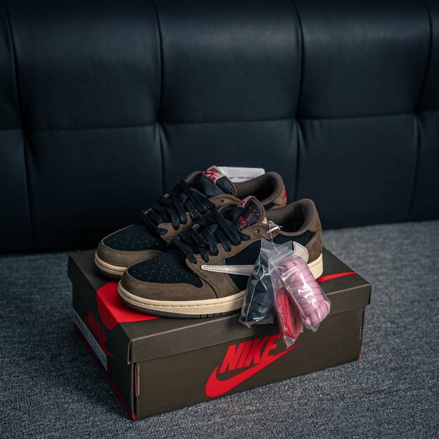 The corporate-level New Balance Nb5740 series uses a variety of carefully select