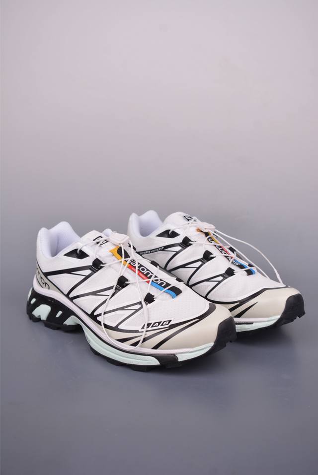 Louis Vuitton men's and women's shoes are equipped with a thick drawer gift shoe