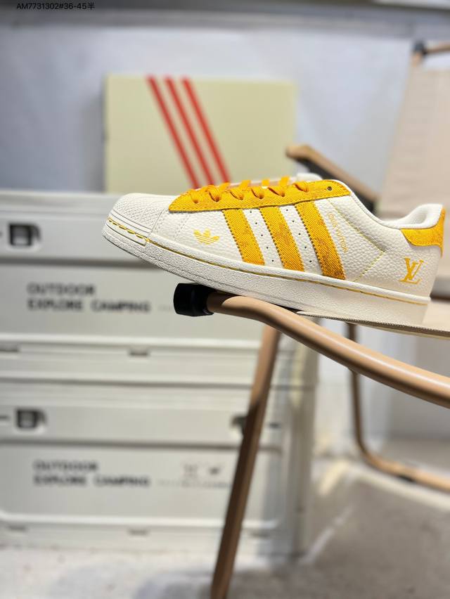 Adidas Ozweego men's and women's casual shoes Ee6464 Size: see picture Code: 06J