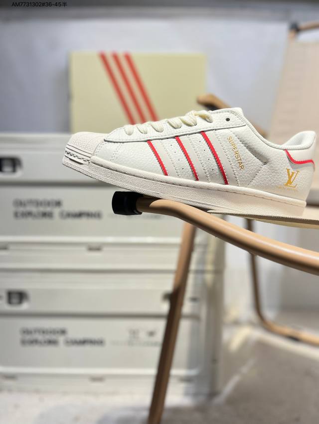 Adidas Ozweego men's and women's casual shoes Ee6464 Size: see picture Code: 06J