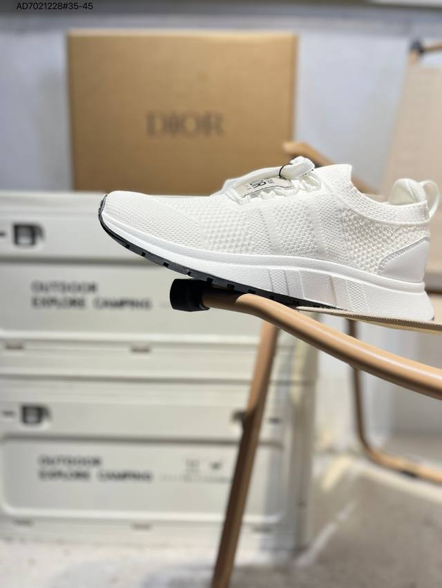 Corporate Nike 2025 New Nike V5 Rnr Lightweight Cushioning Support Casual Shoes