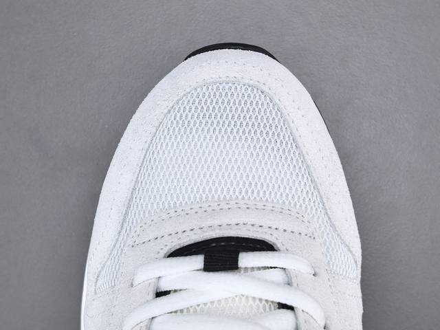 Corporate-level Nike Air Force 1'07 Lv8 Original last and original cardboard to