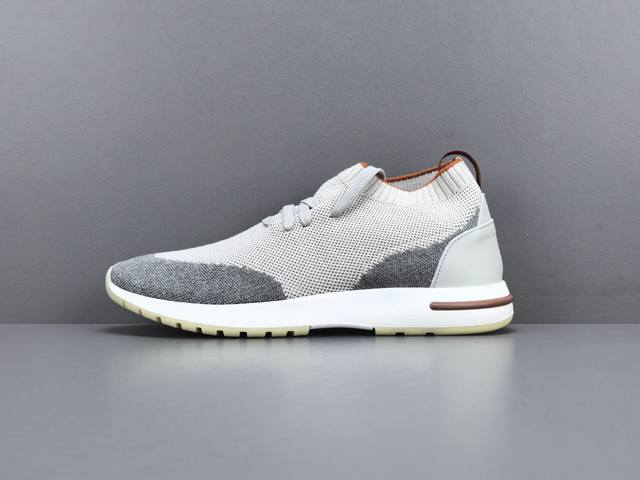 The company uses a new double-layer ultra-light breathable mesh material #The li