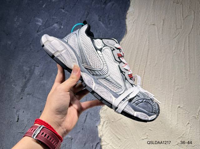 Fendi sneakers, casual shoes, exclusive official website, one-to-one mold openin