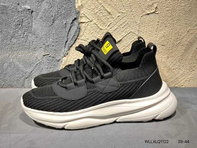 Colorichiarifarfetch Men's Colorblock Stitching Sports Shoes Size: As shown in t