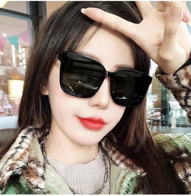 Chanel Xiaoxiang Chanel rubber band New full diamond Logo rubber band hair ring