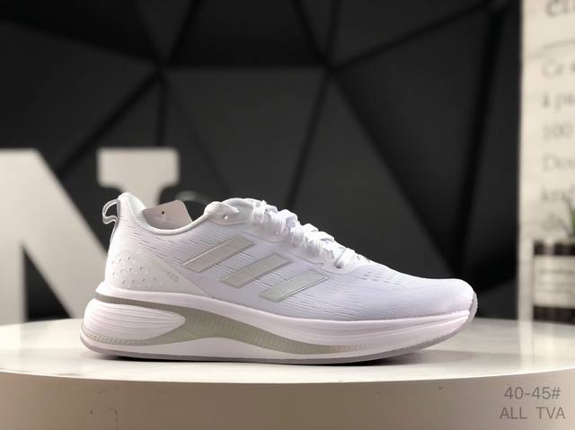Adidas Running Shoes lightweight casual sports running shoes. It adopts the desi