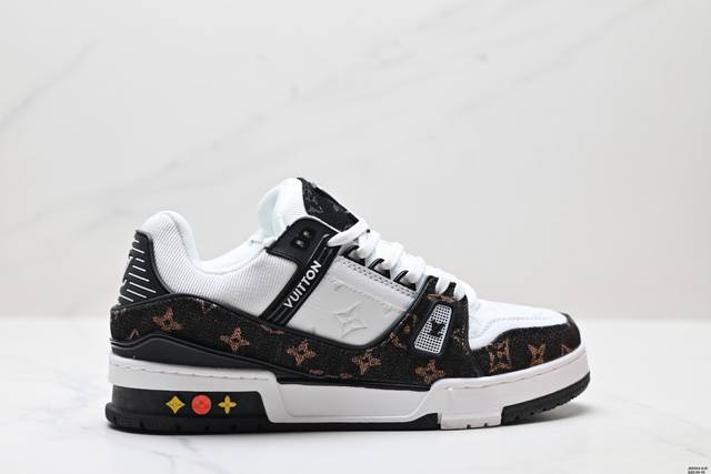 genuine brand new Lv Louis Vuitton Trainer Sneaker Low casual sports culture all