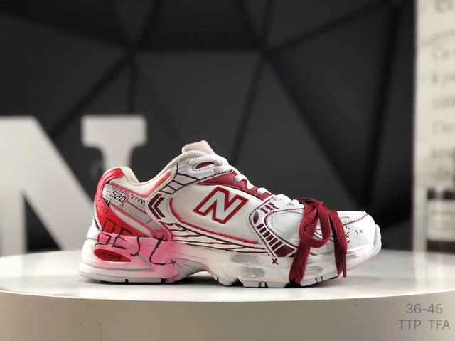 Nb Made of high-quality fiber leather + breathable mesh eye material #Independen