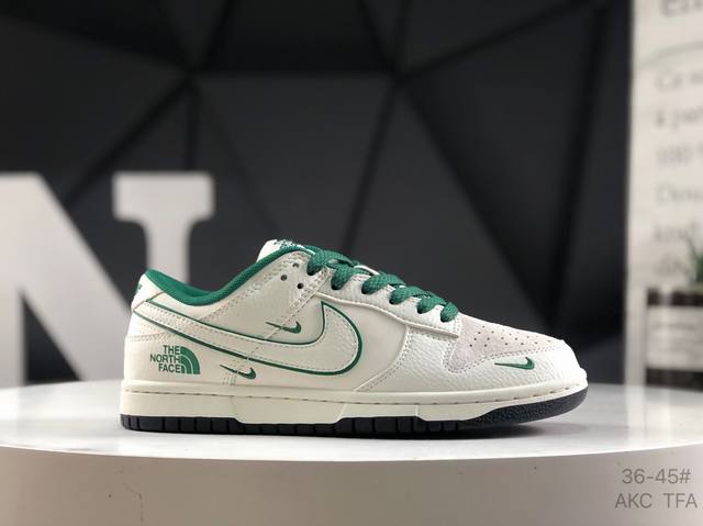 Nike Sb Dunk Low high-end customized low-top casual sneakers with customized sho