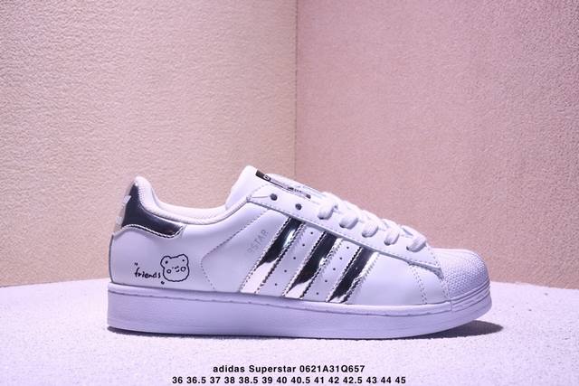 Adidas men's and women's shoes are half-size, made of hard lychee-grain cowhide