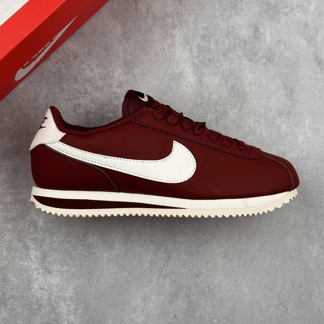 Local core private Company-level Nike Classic Cortez Nylon Pren Nike classic lig