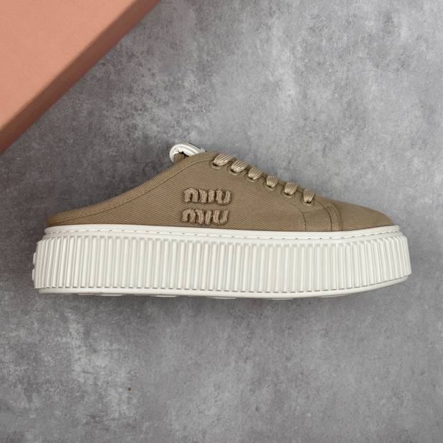 Local core private new models are on the shelves. The latest platform thick-sole