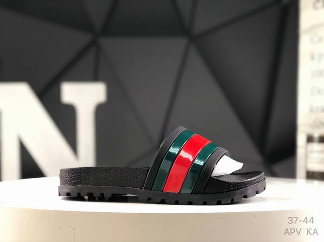 genuine Gucci Pursuit Web versatile ribbon decorated flip flops size: 37-44 Apv