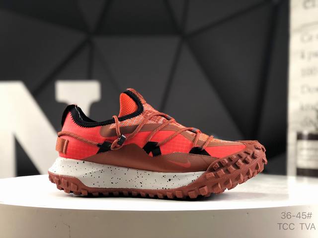 Corporate-grade with half-size Nike Acg Mountain Fly Low Gtx Se unisex sneakers
