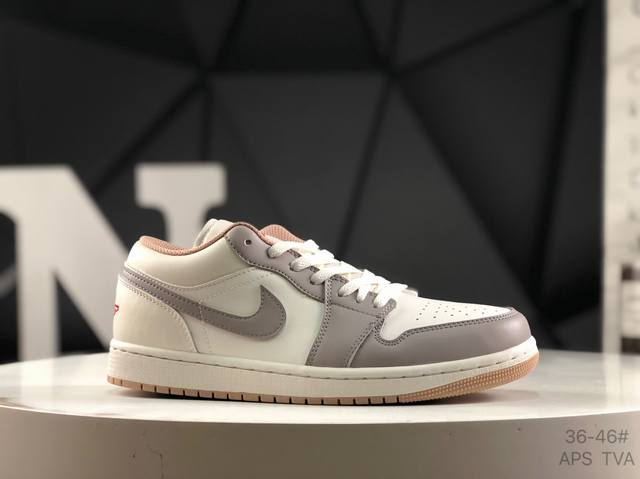 Nike Air Jordan 1 Low Aj1 Qiao 1 low-top trendy leisure sports shoes. Aj1 low-to