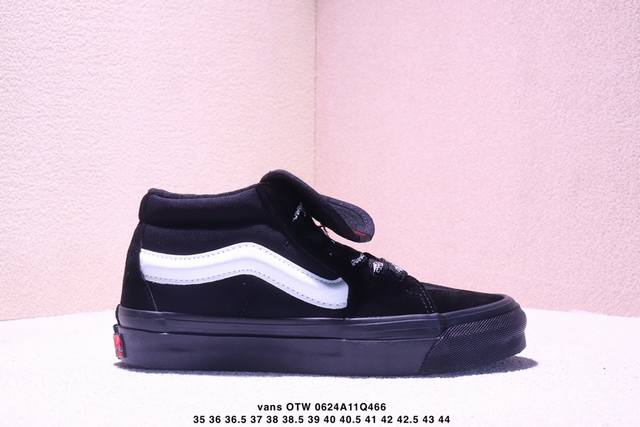New models on sale Vans Otw and Hommegirls' latest joint venture is coming soon