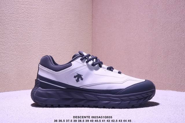 Descente Terraind lightweight cushioning and breathable upper Fashion casual spo
