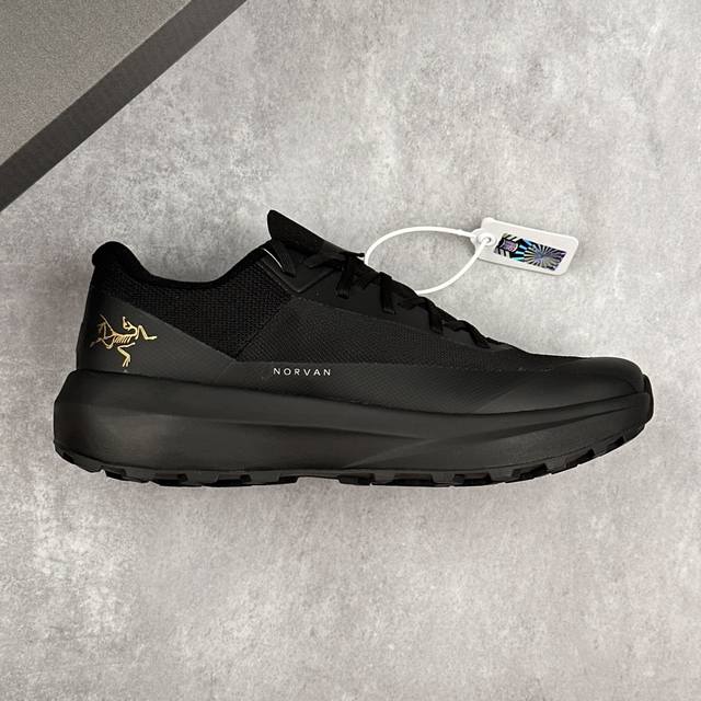 Local Core Private Norvan Ld 4 M Covered Breathable Men's Cross-Country Running