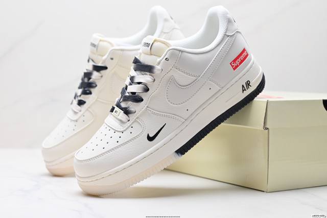 Special price Corporate-level Nike Air Force 1'07 Original last and original car