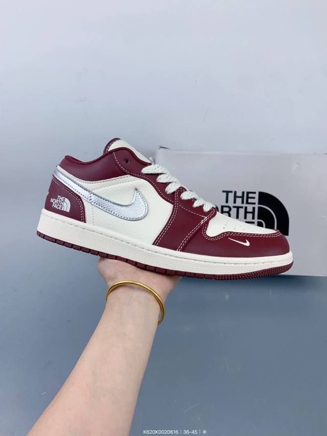 Air Jordan 1 Low Aj1 low-top casual sneakers, the unique design style and the br