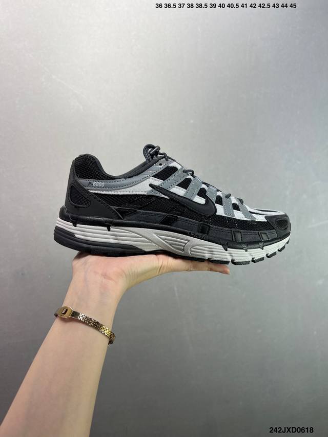 The corporate Nike P-6000 running shoes use red hooks on the inside and outside,