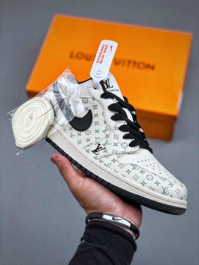 6.18 welfare special price Nike Jordan Air Jordan 1 "Lv joint black denim print"