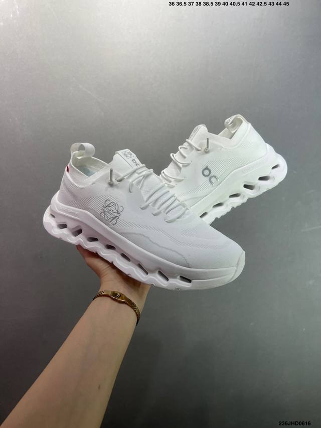 On Cloudtilt Loewe outdoor street functional style running shoes Cloud Hi Edge o