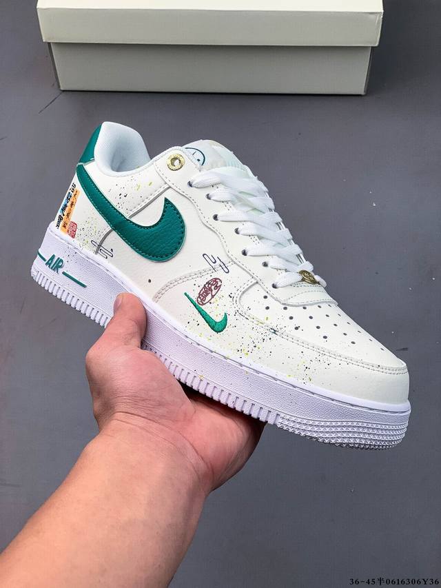 original last data paper version, made of hard high-quality leather upper materi