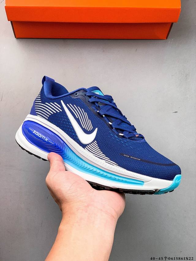 Nike Air Zoom Vomero 18 Cushioned and breathable casual running shoes The new ve
