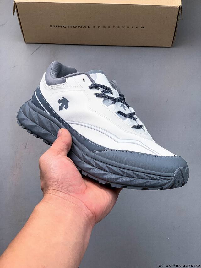 Collection Descente Urban Outdoor Series Unisex Traxis Summer Sports Shoes 06142