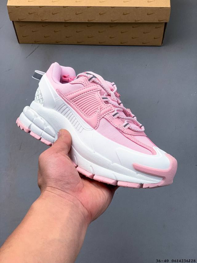 Corporate! Nike Zoom Vomero Roam Low-Top Casual Sneakers Designed for urban envi
