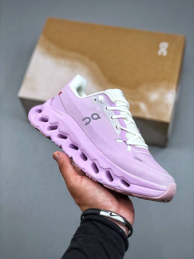 On Cloudtilt Loewe outdoor street functional style running shoes Cloud Hi Edge.