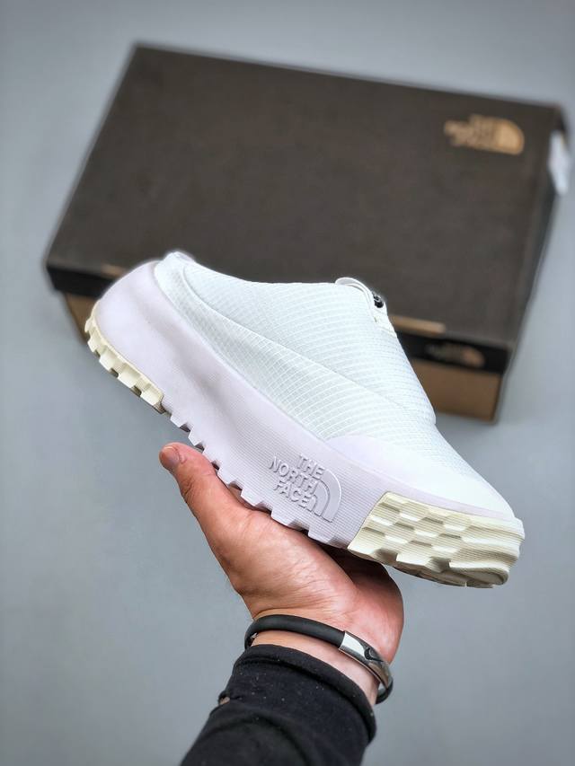 The North Face Never Stop comfortable and versatile non-slip breathable low-top