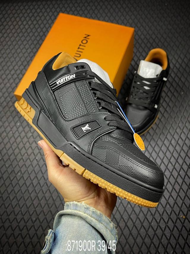 R Tyler X Louis Vuitton Lv Trainer co-branded low-top casual sneakers Overseas s