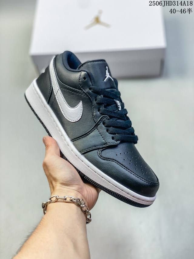 Jordan Air Jordan 1 Low "Shattered Backboard" Low-top black warrior color scheme