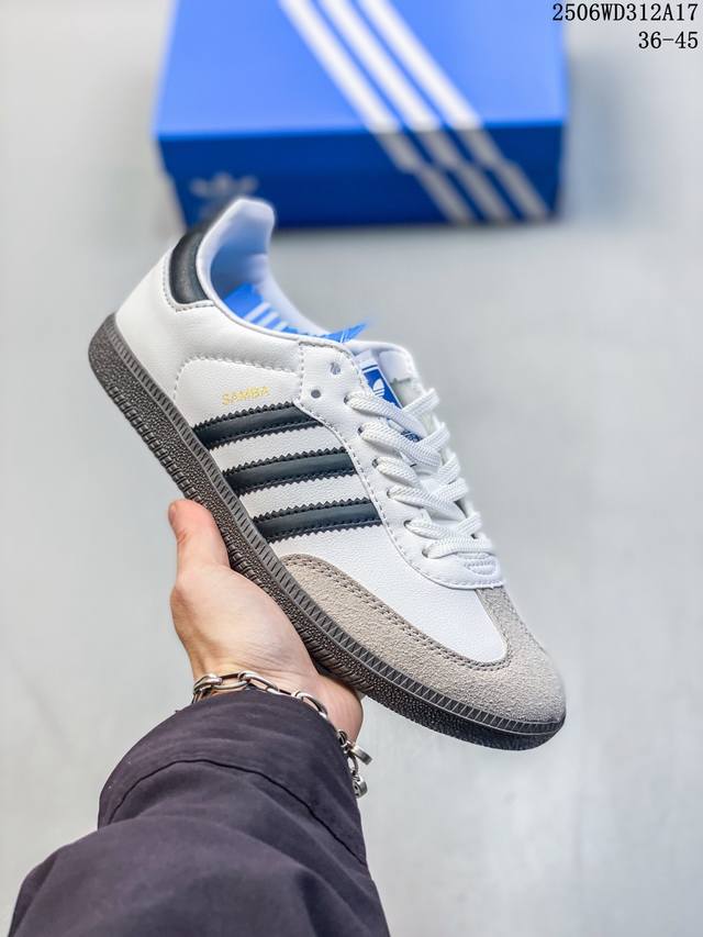 Ad Original Samba Og Retro Classic Lightweight Sneaker Jh7299 This Samba showcas