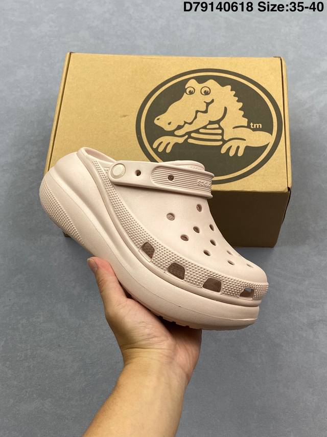 Crocs Classic Clog Crocs series casual beach hole slippers and sandals are made