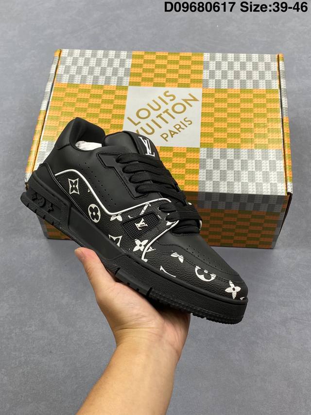 Louis Vuitton Lv Louis Vuitton sneakers, fashionable sports shoes, trendy thick