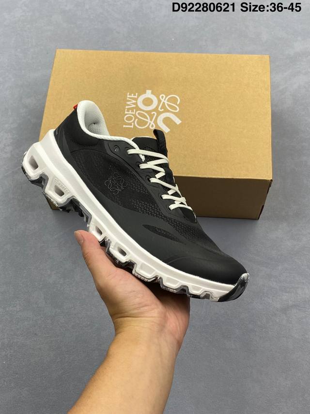 On Cloudpulse lightweight sports casual shoes The foot feels very comfortable. T