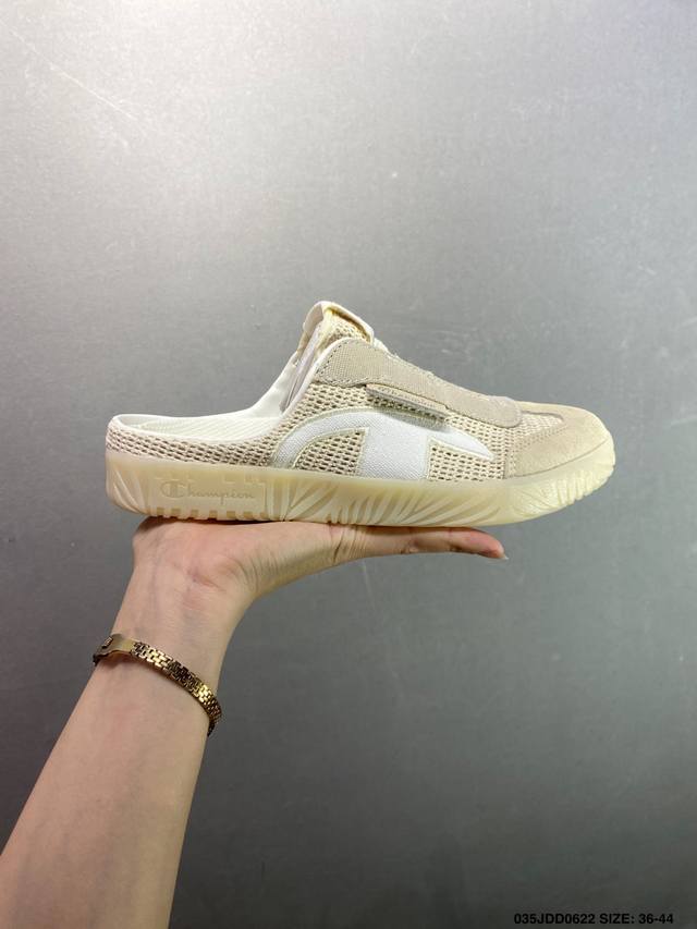 Champion Champ T-Trainer Retro Item Champion classic T-Trainer shoe style, using