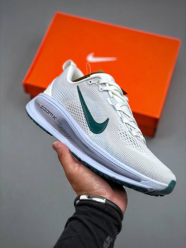 Nike Vomero 18 Zoomx Summit White Geode Teal Vomero 18 series low-top lightweigh