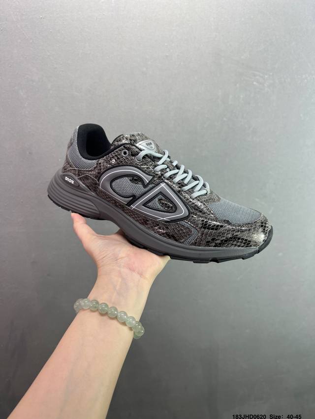 Corporate Dior B30 mesh low-top sports casual shoes This series is made of black