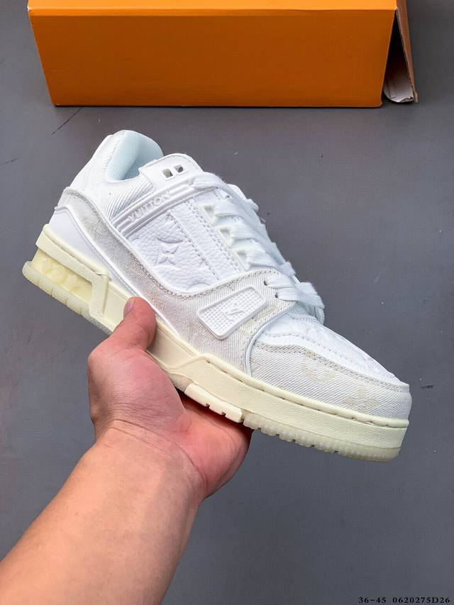Louis Vuitton Lv Louis Vuitton sneakers Sisters who ride the wind and waves are