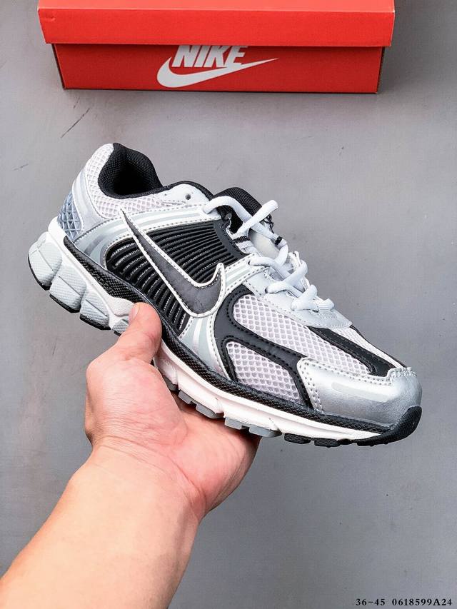 exclusive 4-layer combination outsole Nike Zoom Vomero 5 Sp'vast Grey Sail' mara