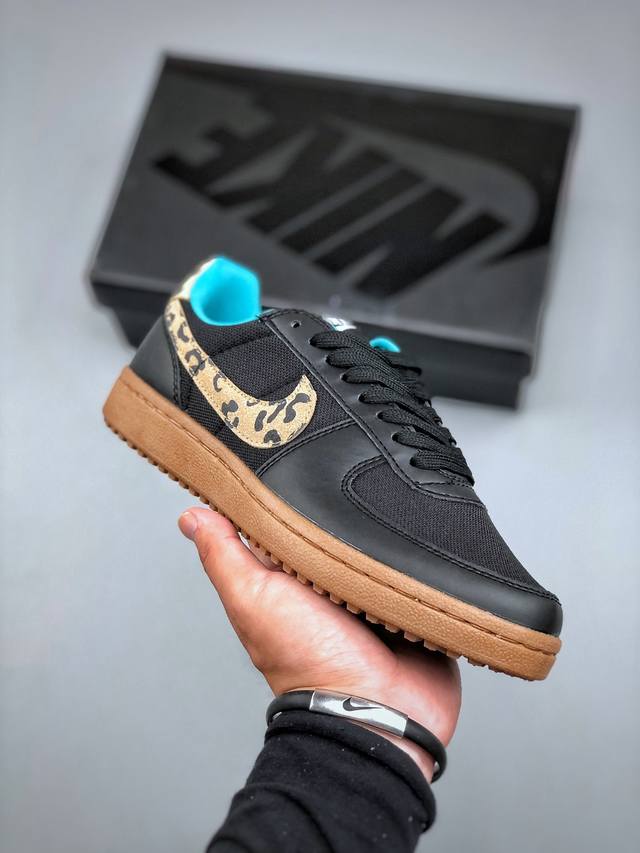 Nike Field General Low-top Retro Co-branded Basketball ShoesLow-top Retro Co-bra