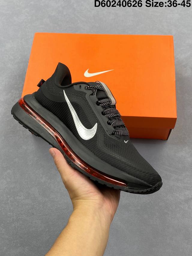 Nike Pegasus Premium running shoes Uses a new type of shock-absorbing material,
